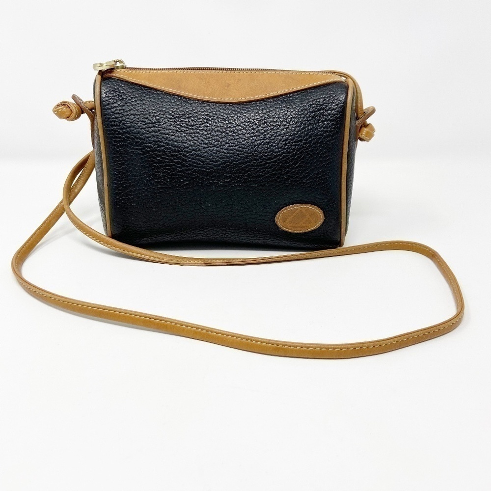 VINTAGE Liz Claiborne Black Leather Crossbody